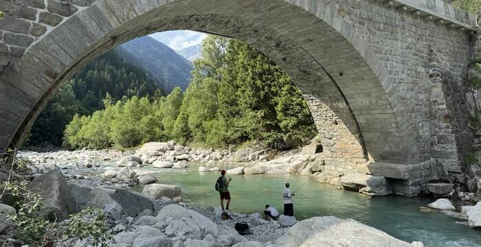 Fish & Clean, Bachfischen, Abfallsammeln